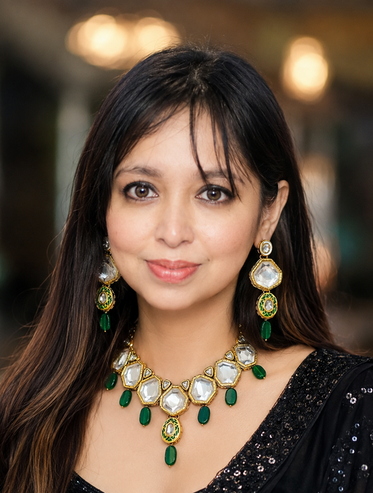 Green Jade Single layer Gold Plated Kundan Jewellery with Mangtikka